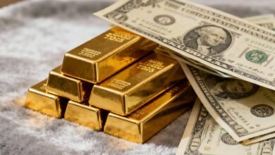 تأثير سعر الدولار على أسعار الذهب في مصر 2025